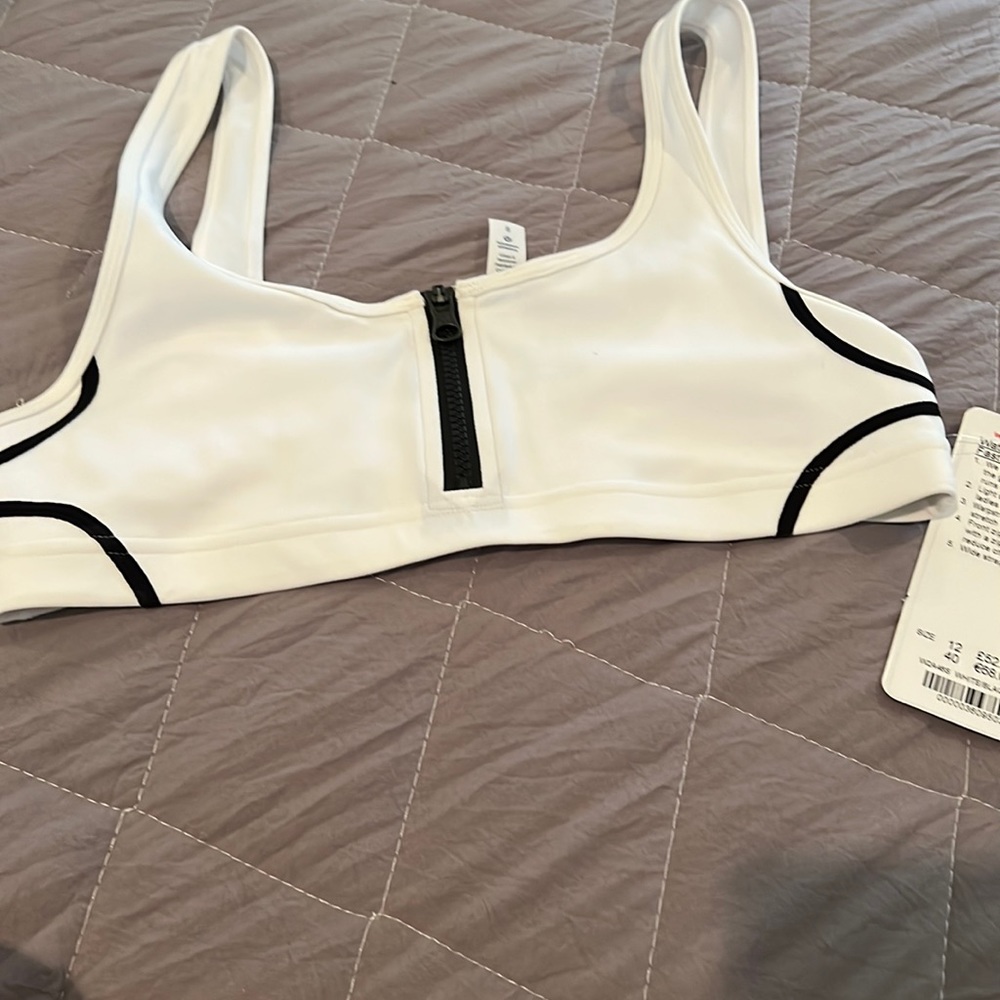 Sweat 2 swim fast bra.